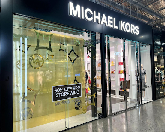 SHOP WINDOW DISPLAYS